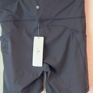 CRZ YOGA Women's Charcoal Shorts